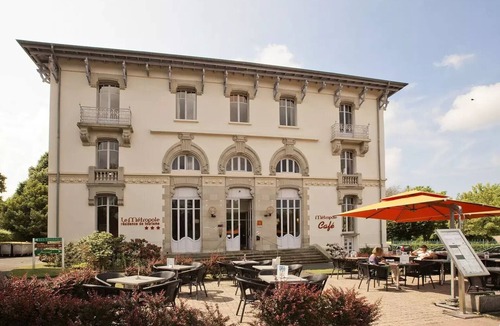 Luxeuil-les-Bains Apartment | Double studio 2 persons