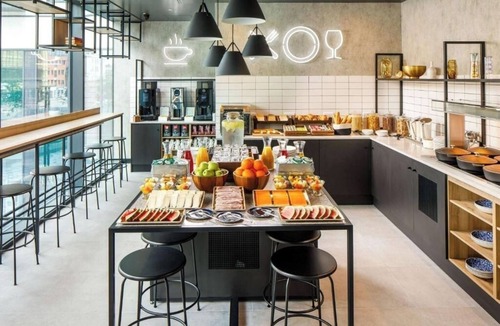 Sutton Central Apartment | Double Studio Near Sutton High School LON