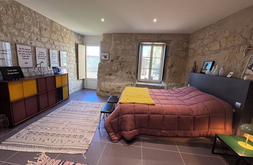 La Roche-Clermault Bed & Breakfast | Double troglodyte room with access to indoor pool
