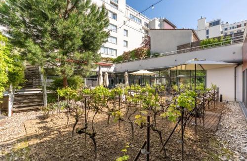 Republique–Point-du-Jour Hotel | DoubleTree by Hilton Paris Boulogne