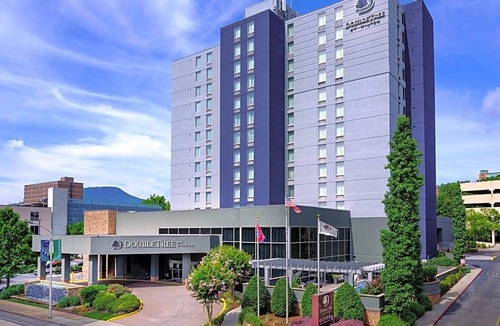 Downtown Chattanooga Hotel | DoubleTree by Hilton Chattanooga