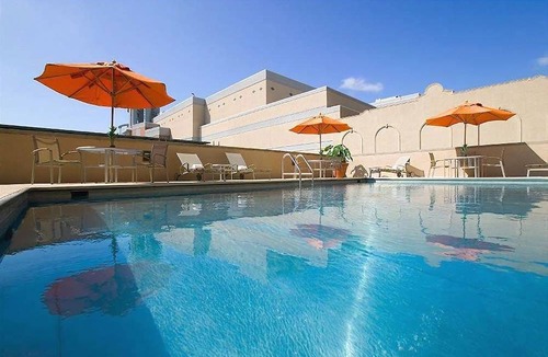 Downtown Memphis Hotel | DoubleTree by Hilton Memphis Downtown