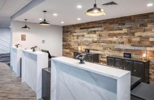 Cranbury Hotel | DoubleTree by Hilton Monroe Township Cranbury