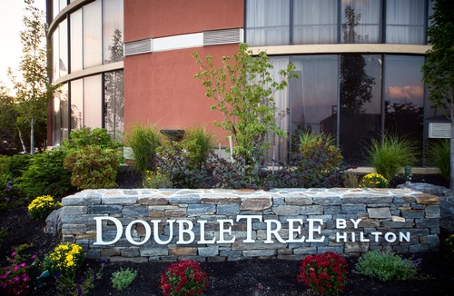 South Portland Hotel | DoubleTree by Hilton Portland, ME