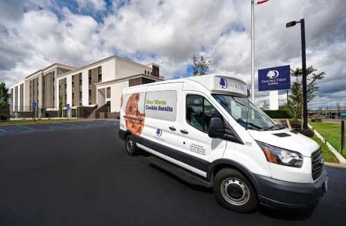 Airport Township Hotel | DoubleTree by Hilton St. Louis Airport, MO