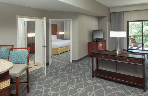 Asheville Hotel | DoubleTree by Hilton Asheville - Biltmore