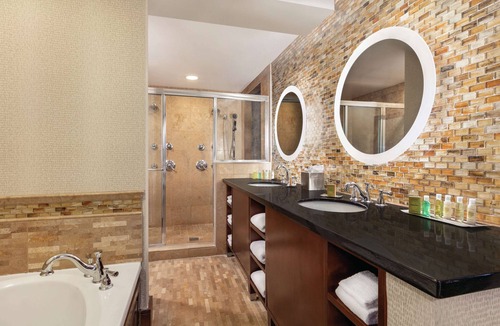 Northlake Hotel | DoubleTree by Hilton Atlanta - Northlake