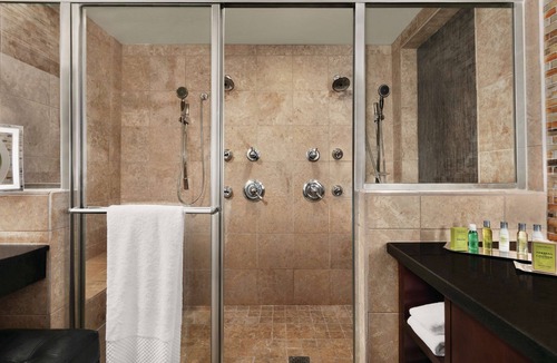 Northlake Hotel | DoubleTree by Hilton Atlanta - Northlake