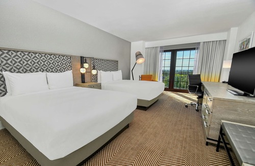 St. Johns Hotel | DoubleTree by Hilton Austin
