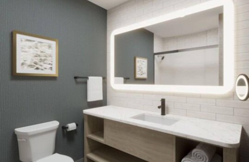 Milford Hotel | DoubleTree by Hilton Boston - Milford