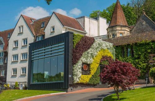 Claverham Hotel | DoubleTree by Hilton Bristol South - Cadbury House