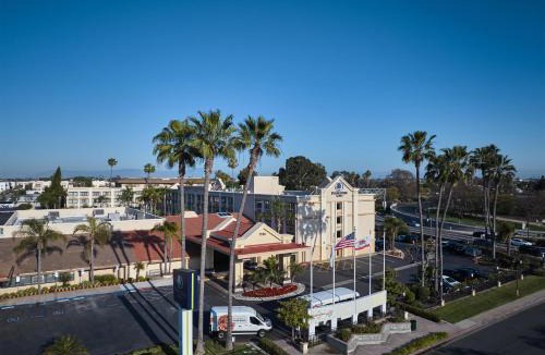 Buena Park Hotel | Doubletree by Hilton Buena Park