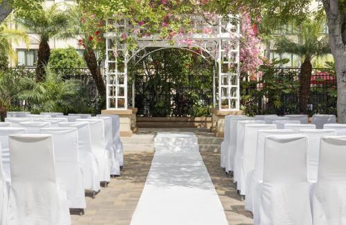 Buena Park Hotel | Doubletree by Hilton Buena Park