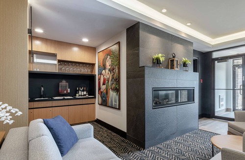 Quartier 4-2 Resort | DoubleTree by Hilton Quebec Resort