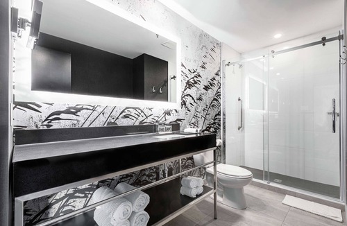 Quartier 4-2 Resort | DoubleTree by Hilton Quebec Resort