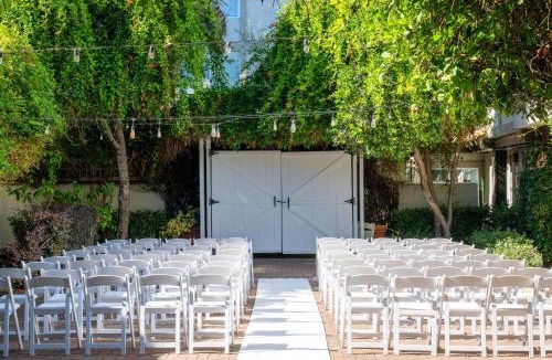 Campbell Hotel | DoubleTree by Hilton Campbell - Pruneyard Plaza