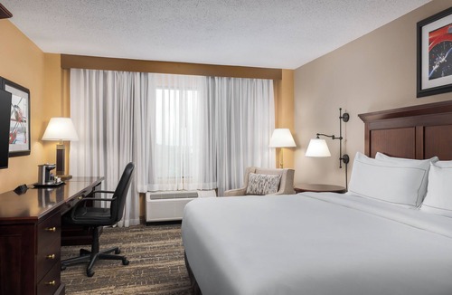 Mount Saint Joseph Hotel | DoubleTree by Hilton Cincinnati Airport
