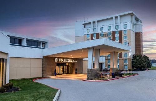 Mount Saint Joseph Hotel | DoubleTree by Hilton Cincinnati Airport