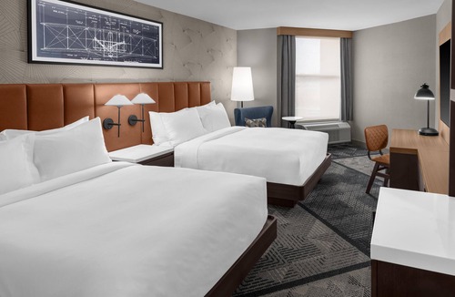 Fairborn Hotel | DoubleTree by Hilton Dayton Fairborn