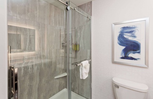 Dothan Hotel | DoubleTree by Hilton Dothan, AL