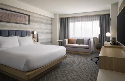 Fort Lee Hotel | DoubleTree by Hilton Fort Lee - George Washington Bridge