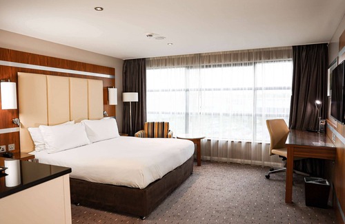 Bletchley Hotel | DoubleTree by Hilton Milton Keynes
