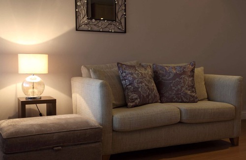 Bellshill Hotel | DoubleTree by Hilton Glasgow Strathclyde