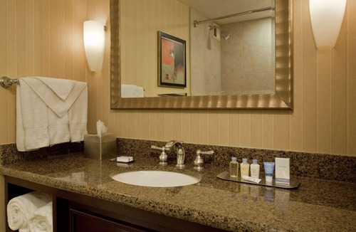 East Syracuse Hotel | DoubleTree by Hilton Hotel Syracuse