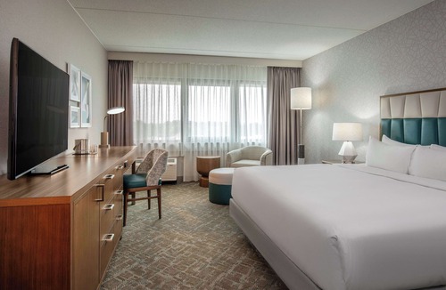 Westborough Hotel | DoubleTree by Hilton Hotel Boston - Westborough