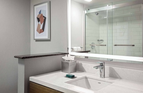 Westborough Hotel | DoubleTree by Hilton Hotel Boston - Westborough