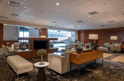 Regina Hotel | DoubleTree by Hilton Hotel & Conference Centre Regina