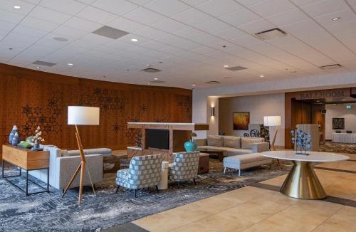Regina Hotel | DoubleTree by Hilton Hotel & Conference Centre Regina
