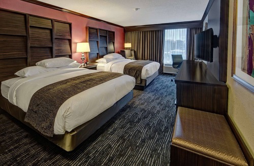 Decatur Hotel | DoubleTree by Hilton Hotel Decatur Riverfront