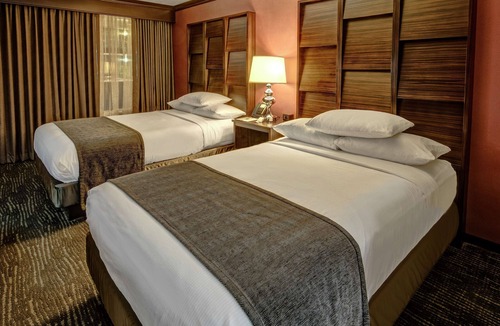 Decatur Hotel | DoubleTree by Hilton Hotel Decatur Riverfront