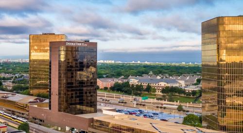 Dallas Hotel | DoubleTree by Hilton Hotel Dallas Campbell Centre