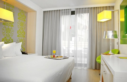 Eixample Hotel | DoubleTree by Hilton Hotel Girona