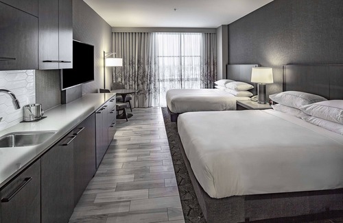 Modesto Hotel | DoubleTree by Hilton Hotel Modesto