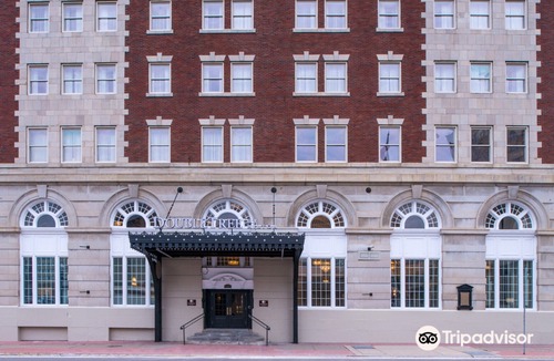 Utica Hotel | DoubleTree by Hilton Hotel Utica