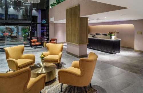 Western Division Hotel | DoubleTree by Hilton Laredo