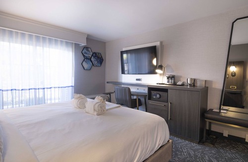 Livermore Hotel | DoubleTree by Hilton Livermore, CA