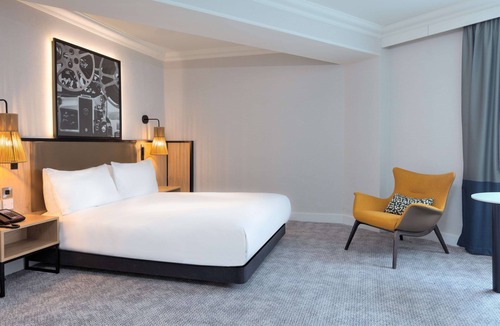 Borehamwood Hotel | DoubleTree by Hilton London Elstree