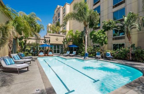 Commerce Hotel | DoubleTree by Hilton Los Angeles/Commerce