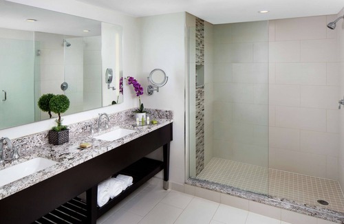 Downtown Hotel | DoubleTree by Hilton Manchester Downtown