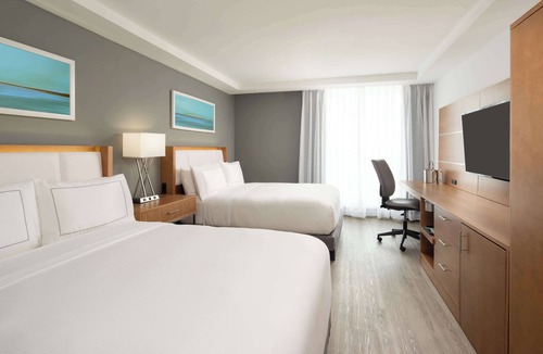 West Little River Hotel | DoubleTree by Hilton Miami North I-95