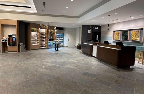 Modesto Hotel | DoubleTree by Hilton Modesto