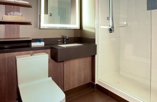 Downtown Ottawa Hotel | DoubleTree by Hilton Ottawa Downtown