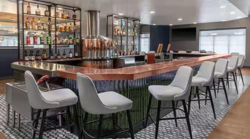 Owatonna Hotel | DoubleTree by Hilton Owatonna