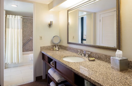 Primos Secane Hotel | Doubletree by Hilton Philadelphia Airport