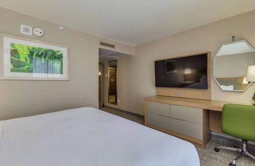 Chandler Hotel | DoubleTree by Hilton Phoenix Chandler