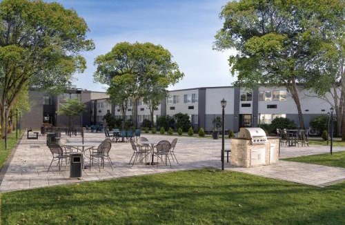 Warwick Hotel | DoubleTree by Hilton Providence Airport Warwick